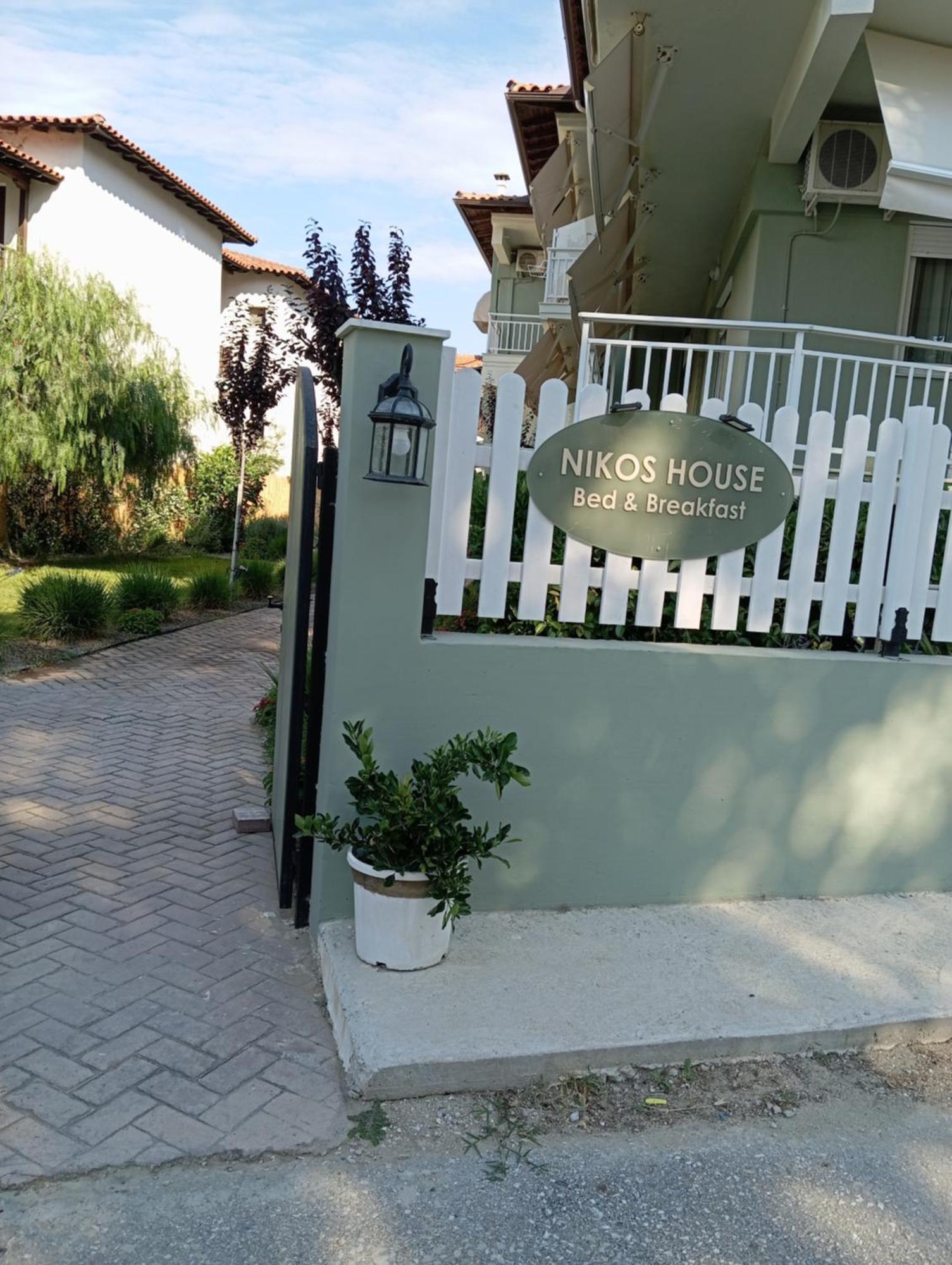 Aparthotel Nikos House Nikiti  Esterno foto