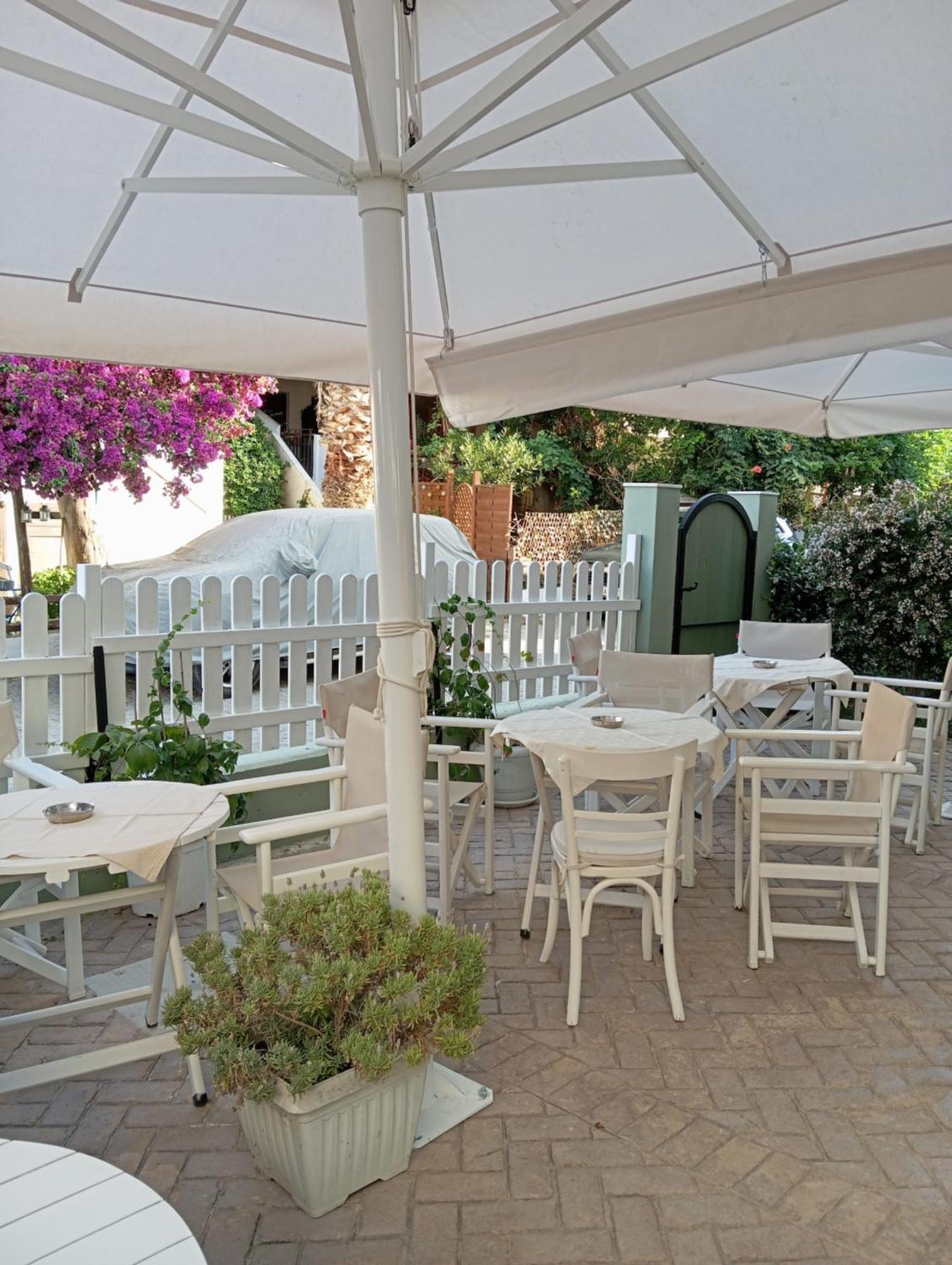 Aparthotel Nikos House Nikiti  Esterno foto